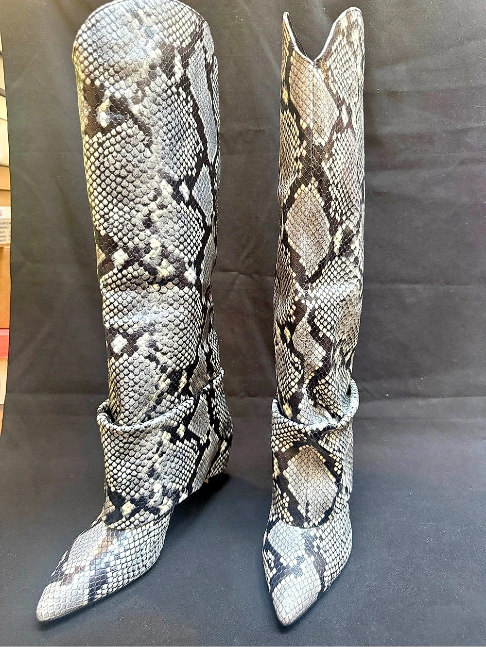 NEW Marc Fisher LTD Nairine 2 Snakeskin Print Knee High Boots Sz 7.5 Retail $329